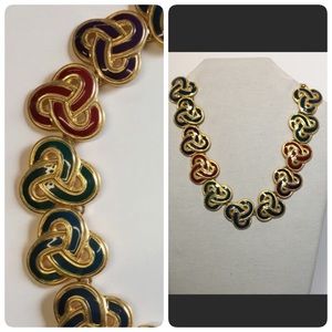 NWOT Gold tone statement necklace